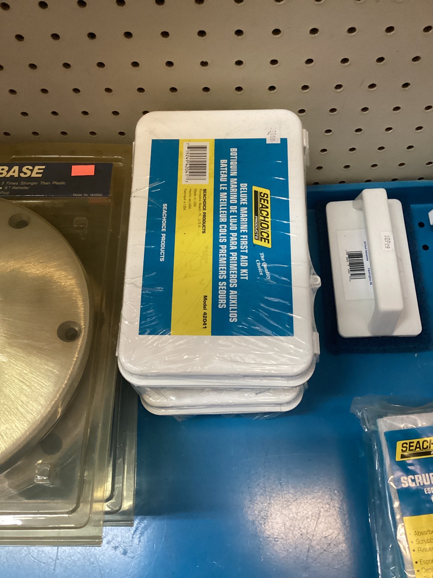 Deluxe marine first aid kit