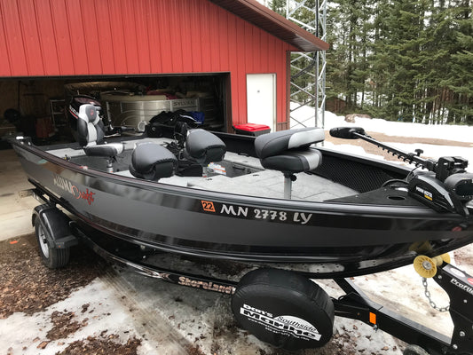 16.5’ Alumacraft Rental